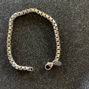 Authentic Tiffany Venetian Link silver bracelet.